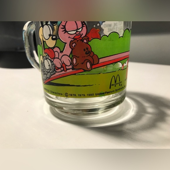 Garfield 1978 McDonald’s Cup - Picture 7 of 8